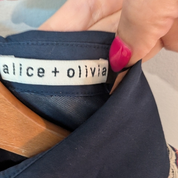 Alice + Olivia Floral Long Sleeve Dress - Navy and White - Picture 7 of 16